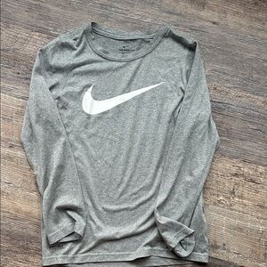 Nike Heather Gray Long Sleeve Tee